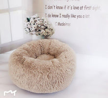 Load image into Gallery viewer, Long Plush Super Soft Pet Bed